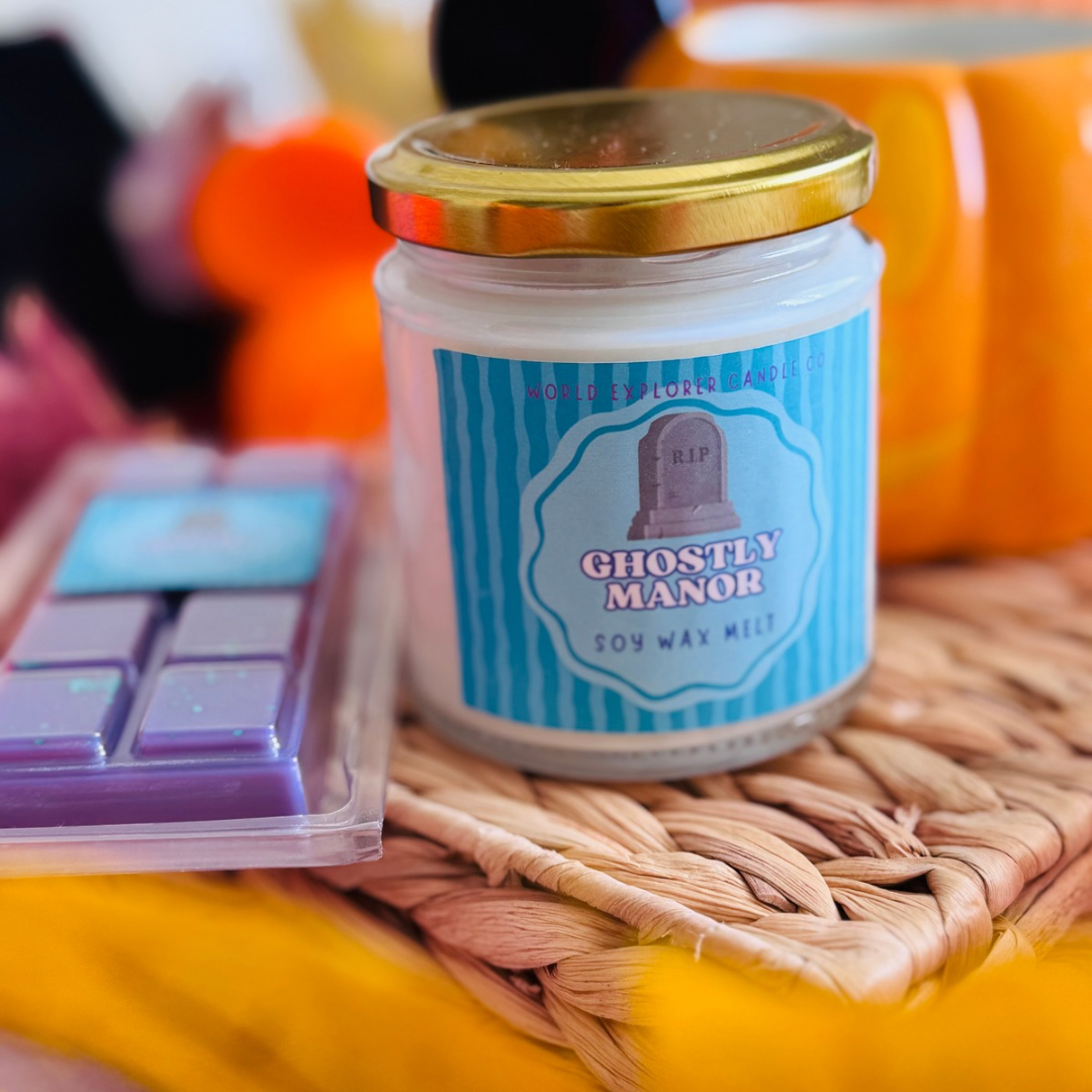 Ghostly Manor Candle